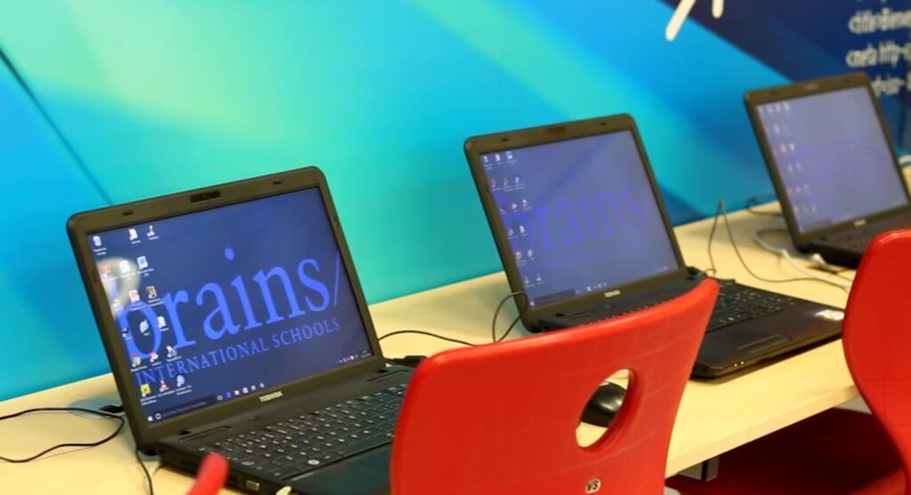 AZURE: Mejorando la productividad. La escuela en la nube 1 Brains International Schools