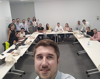 Horas de consultoría a cliente 2 horas de consultoria en cliente 02